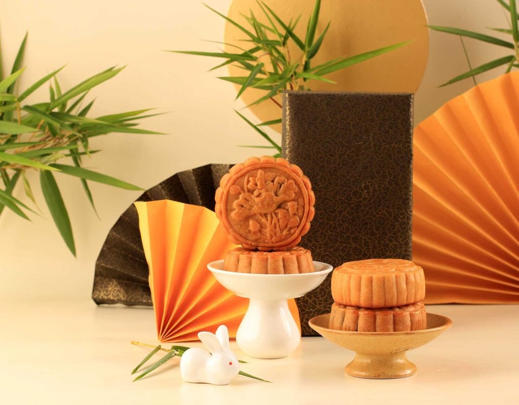 Chicken wings of barbecue in sweetly sour sauce