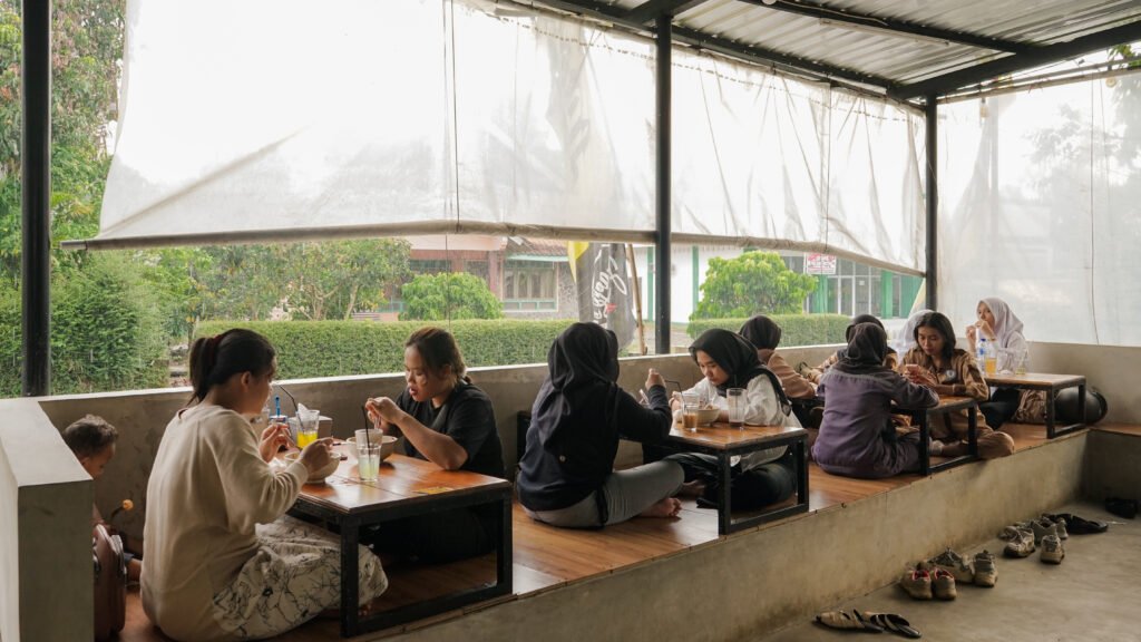 Tempat Makan Juragan Seblak
