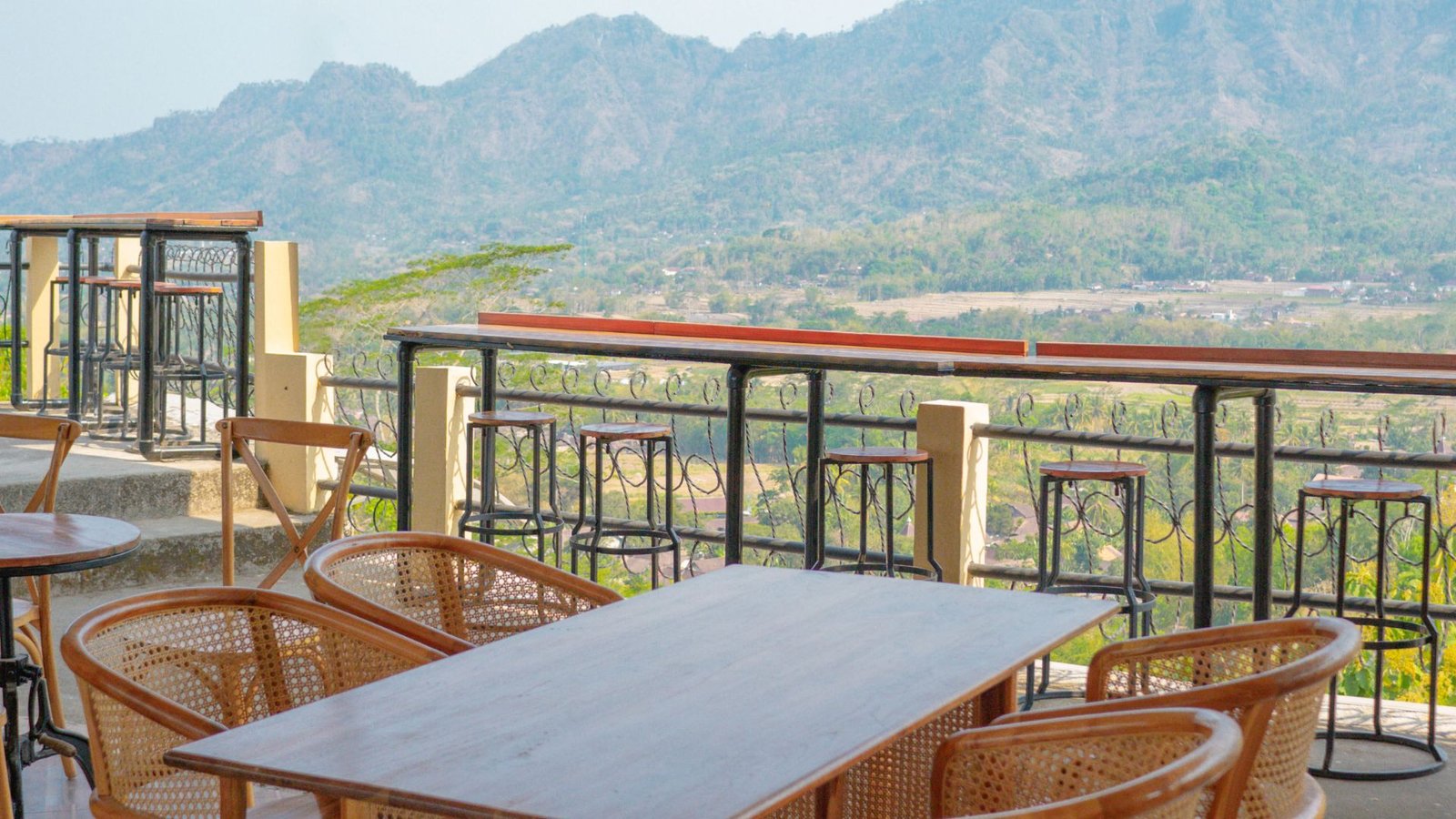 Kedai Bukit Rhema dekat Svargabumi