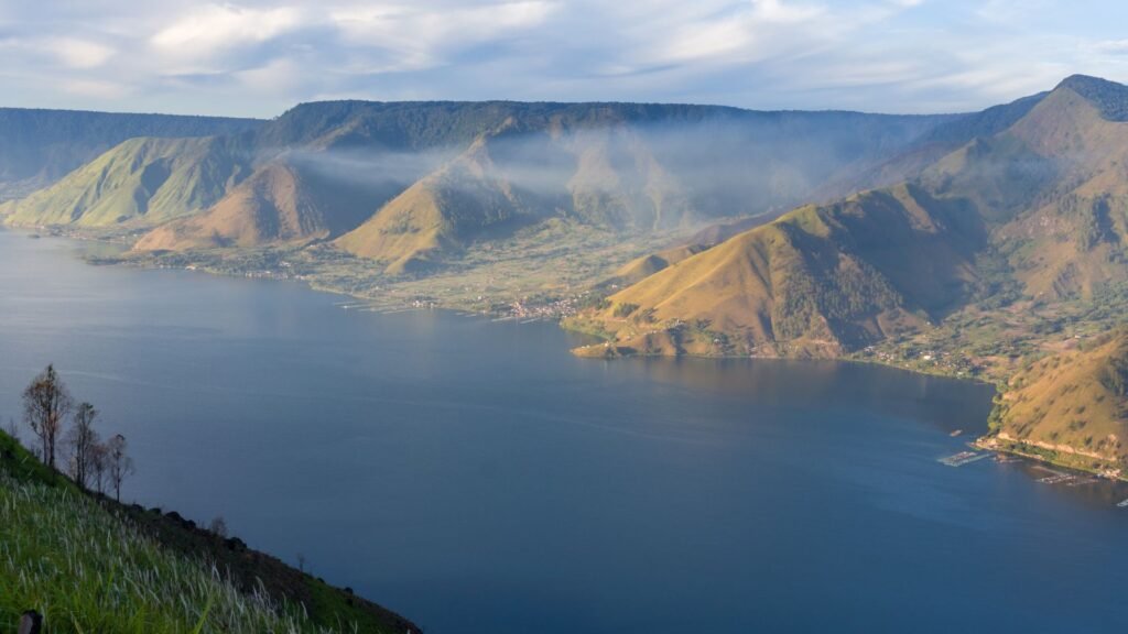 Danau Toba - https://www.sinata.id/