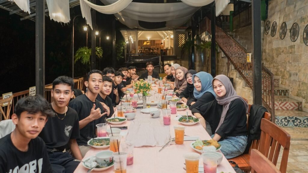 buka bersama di kedai bukit rhema