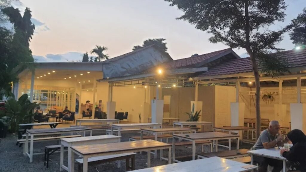 live music cafe jogja