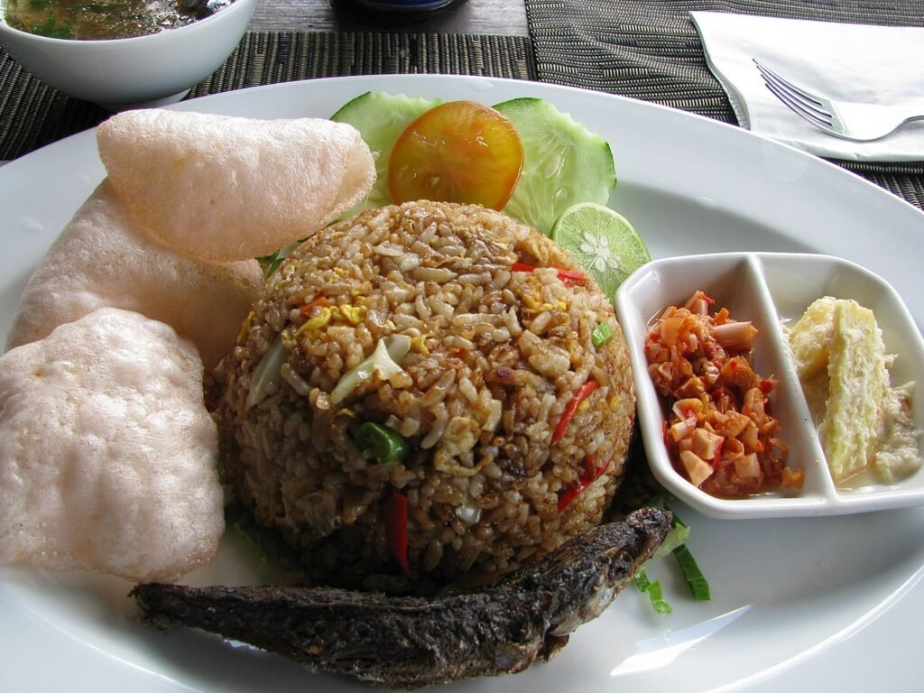 Nyore Santai di Kedai Bukit Rhema: Menikmati Singkong Goreng dan View Borobudur