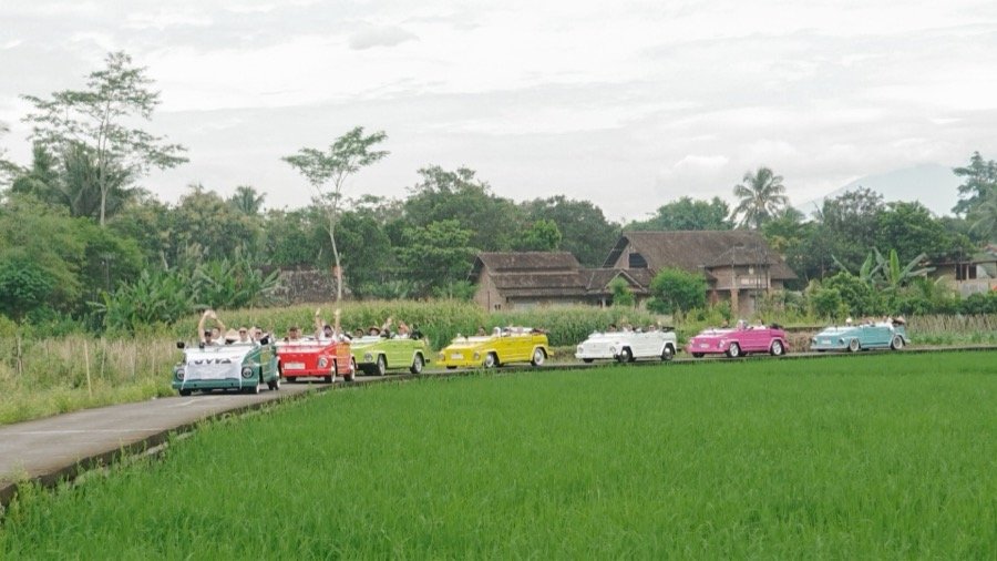 Sewa VW Borobudur untuk wisata lokal dan UMKM