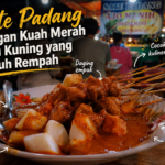 Sate Padang dengan kuah kuning kental dan potongan daging sapi